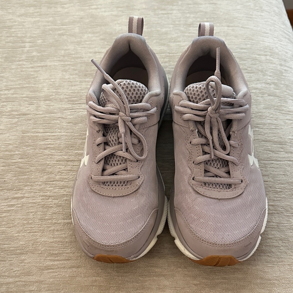 Under Armor Purple Sneakers